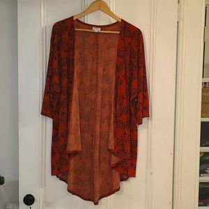 NWT - LuLaRoe Lindsay - Size Medium